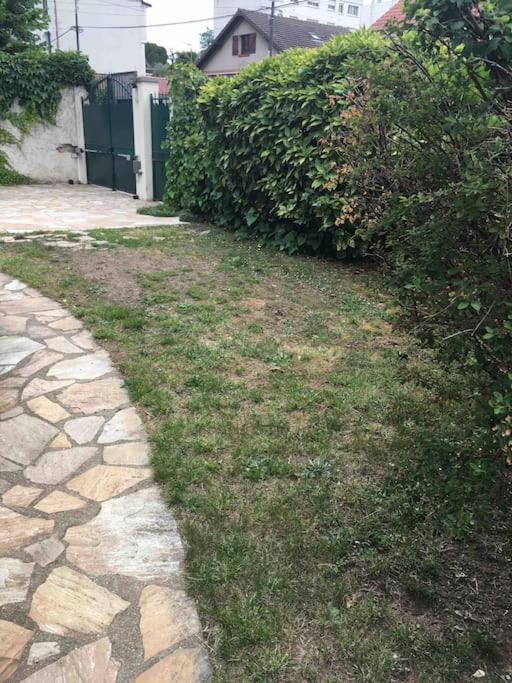 «  La Petite Maison » ....Des Grands Espaces... Saint-Maur-des-Fossés Esterno foto